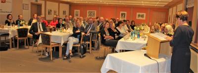 Aufmerksame Zuh�rerschaft